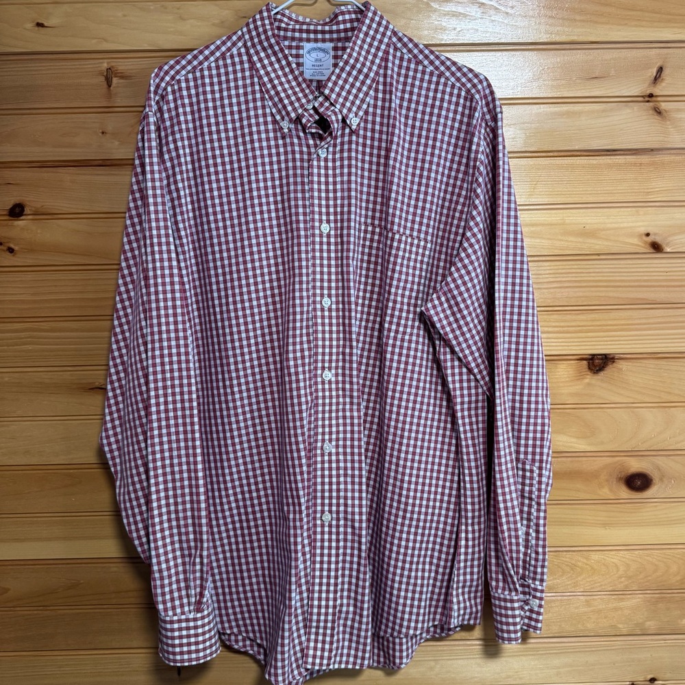 Brooks Brothers Regent Burgundy and White Plaid Shirt Button Down Large